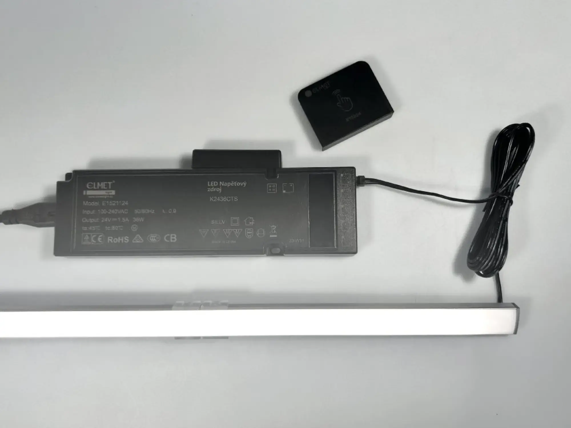 Elmet Light E00512 LED line / 18W / Integrated control (img_001)