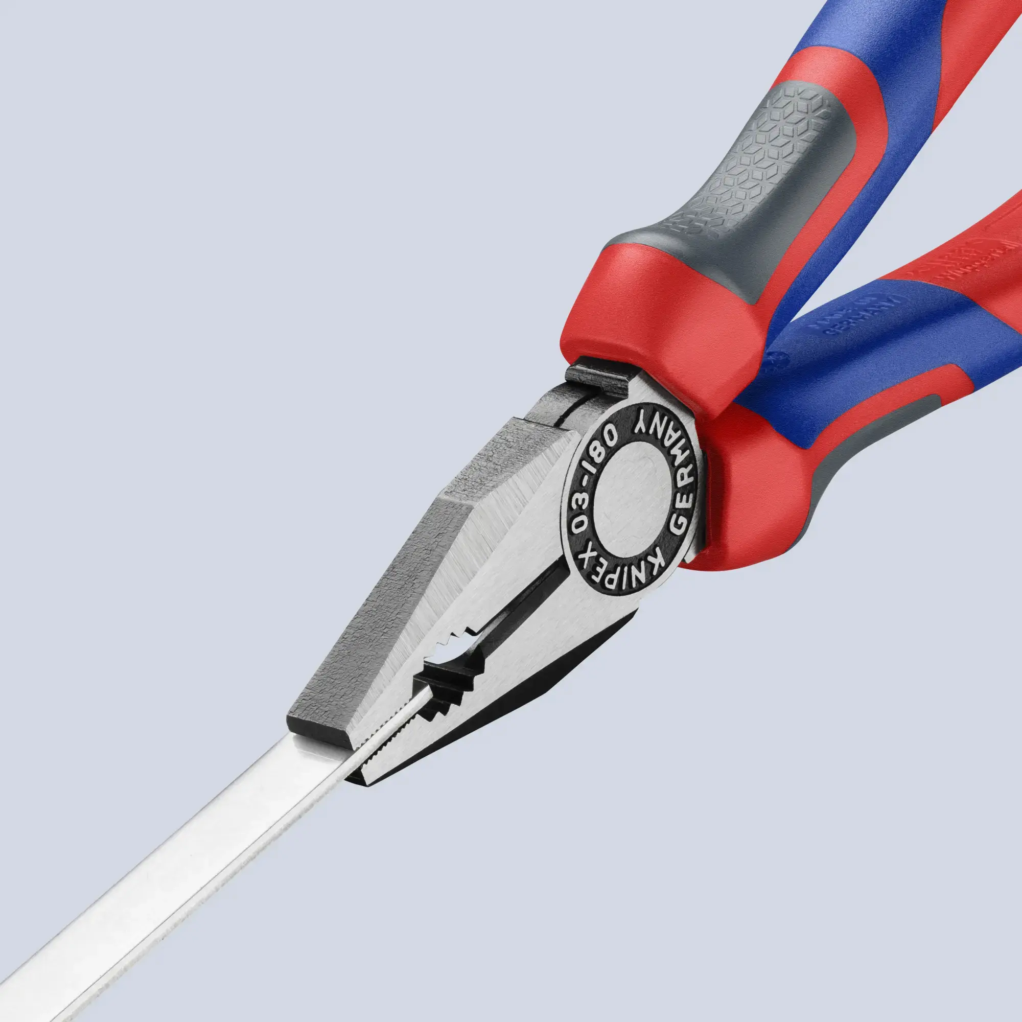 Knipex 03 02 180 Pince universelle avec poignées confort atramentisée noire 180 mm (img_005)