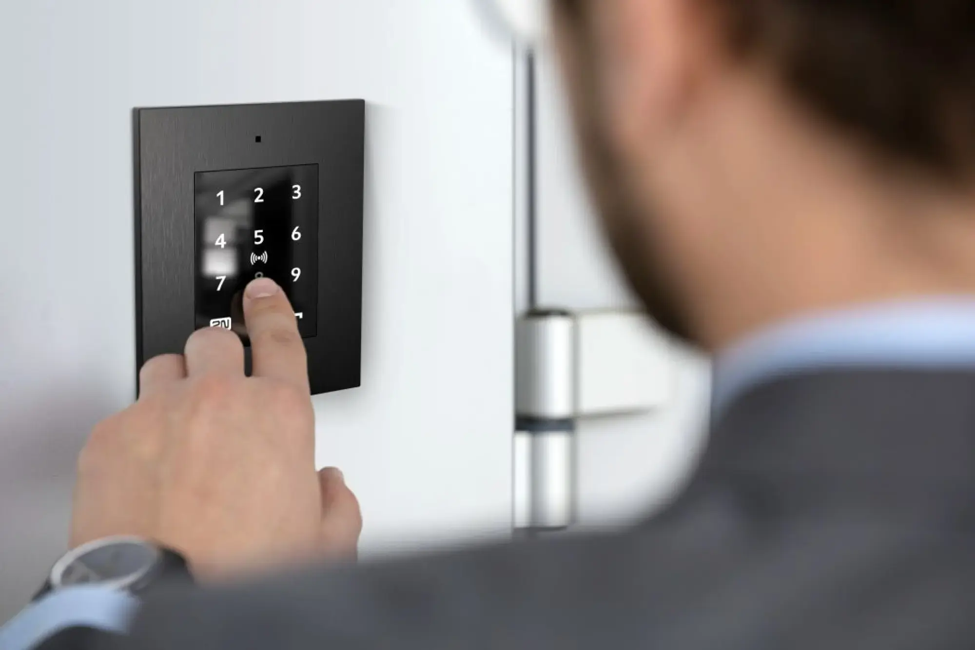2N 216874 2N Zutrittskontrolle • Access Unit 2.0 • Touch-Tastatur & RFID-Leser • 125kHz • Seos 13.56MHz • NFC • PICard (img_002)