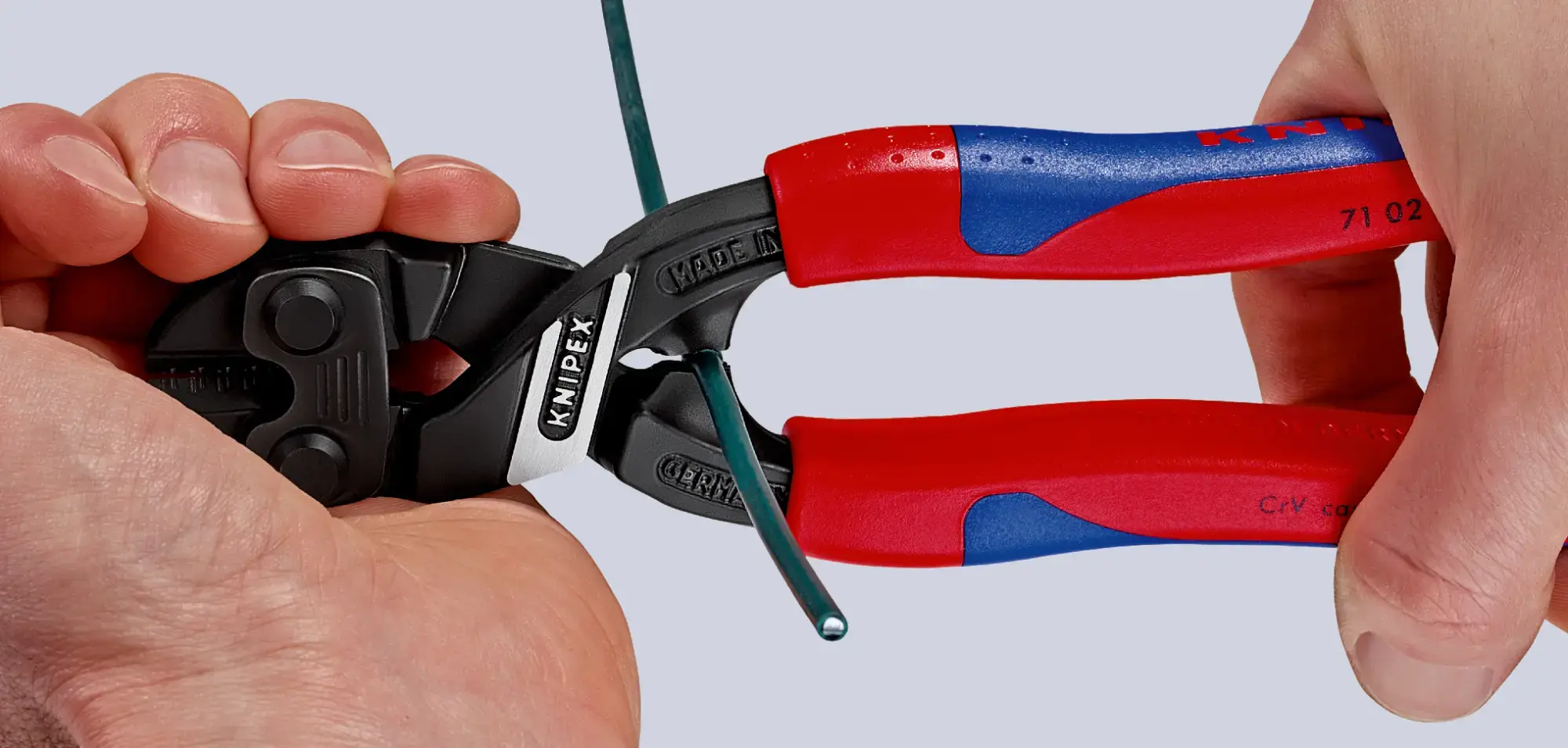 Knipex 71 02 200 CoBolt® Cortabulones compacto con fundas esbeltas en dos componentes negro atramentado 200 mm (img_004)