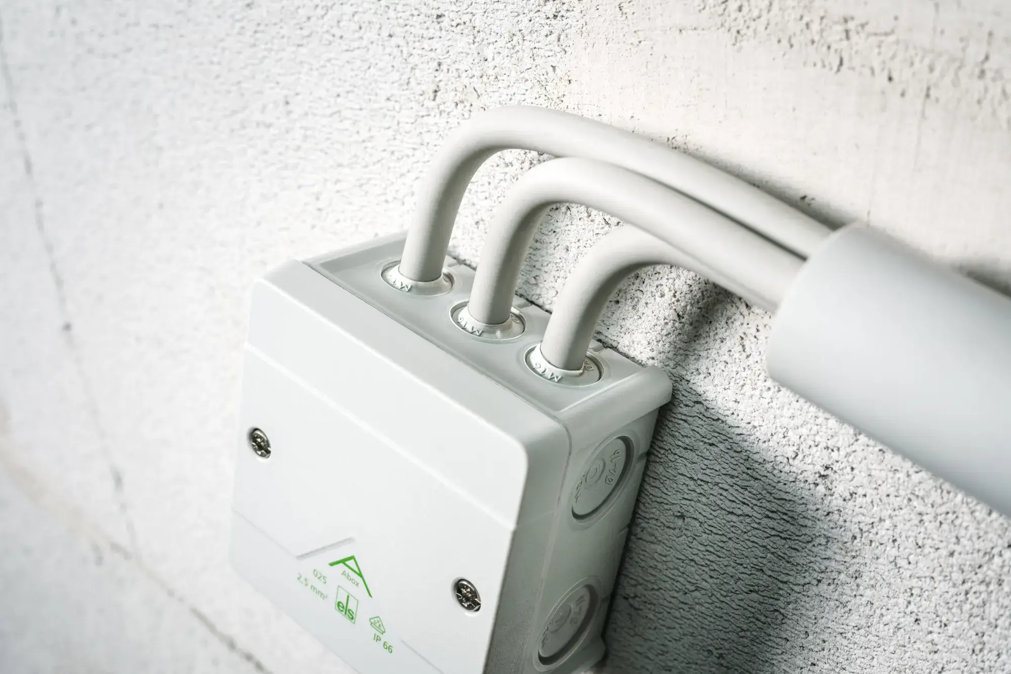 Spelsberg 802420EP Junction box, Type of protection IP66, max. 2,5², Impact strength IK07, Protection class II, Ui 450V AC, Ui 450V DC, DLG, VDE, Halogen free (img_005)