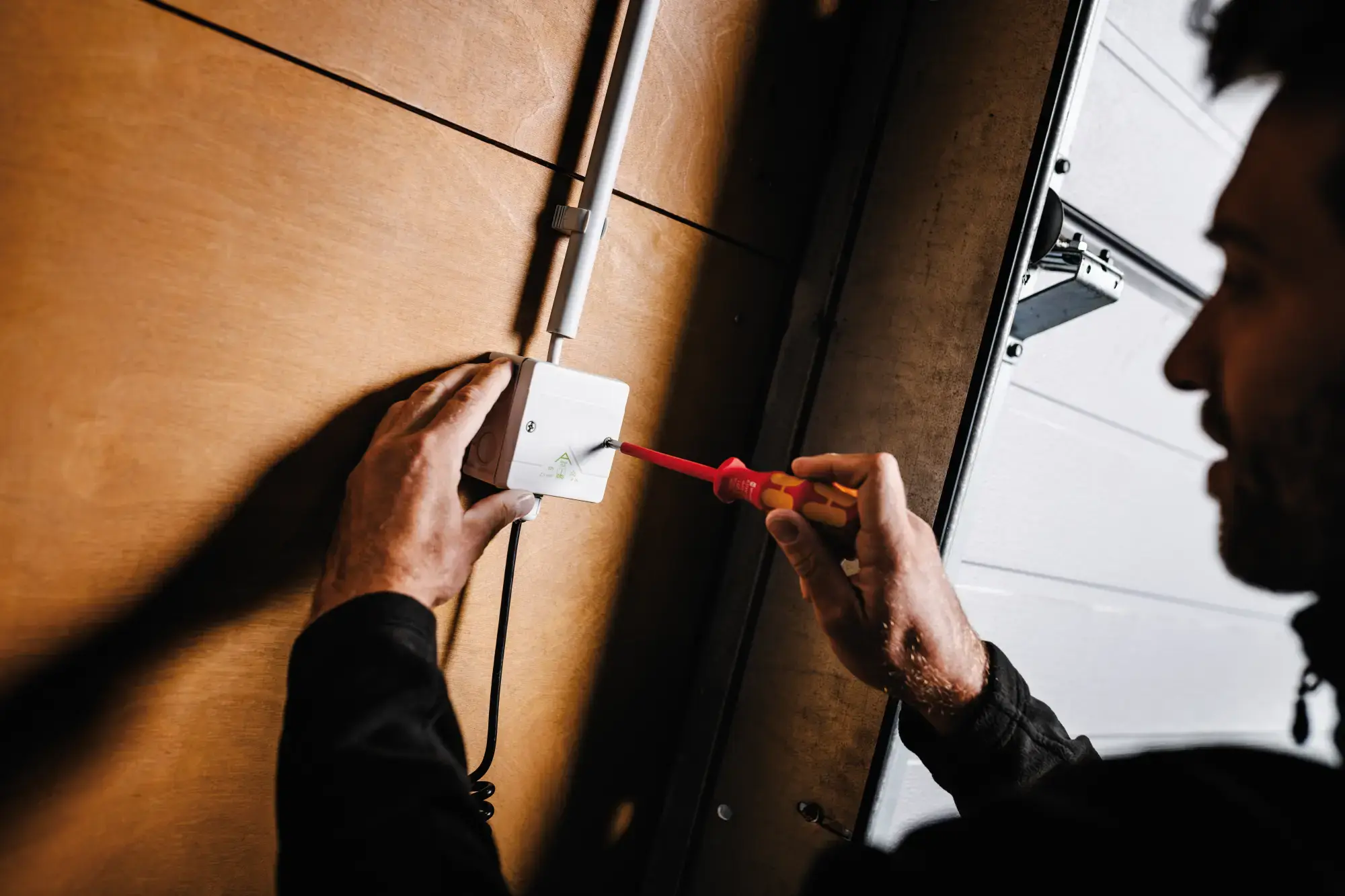 Spelsberg 80444001 Junction box, Type of protection IP66, max. 4², Impact strength IK07, Protection class II, Ui 450V AC, Ui 450V DC, DLG, VDE, Halogen free (img_004)