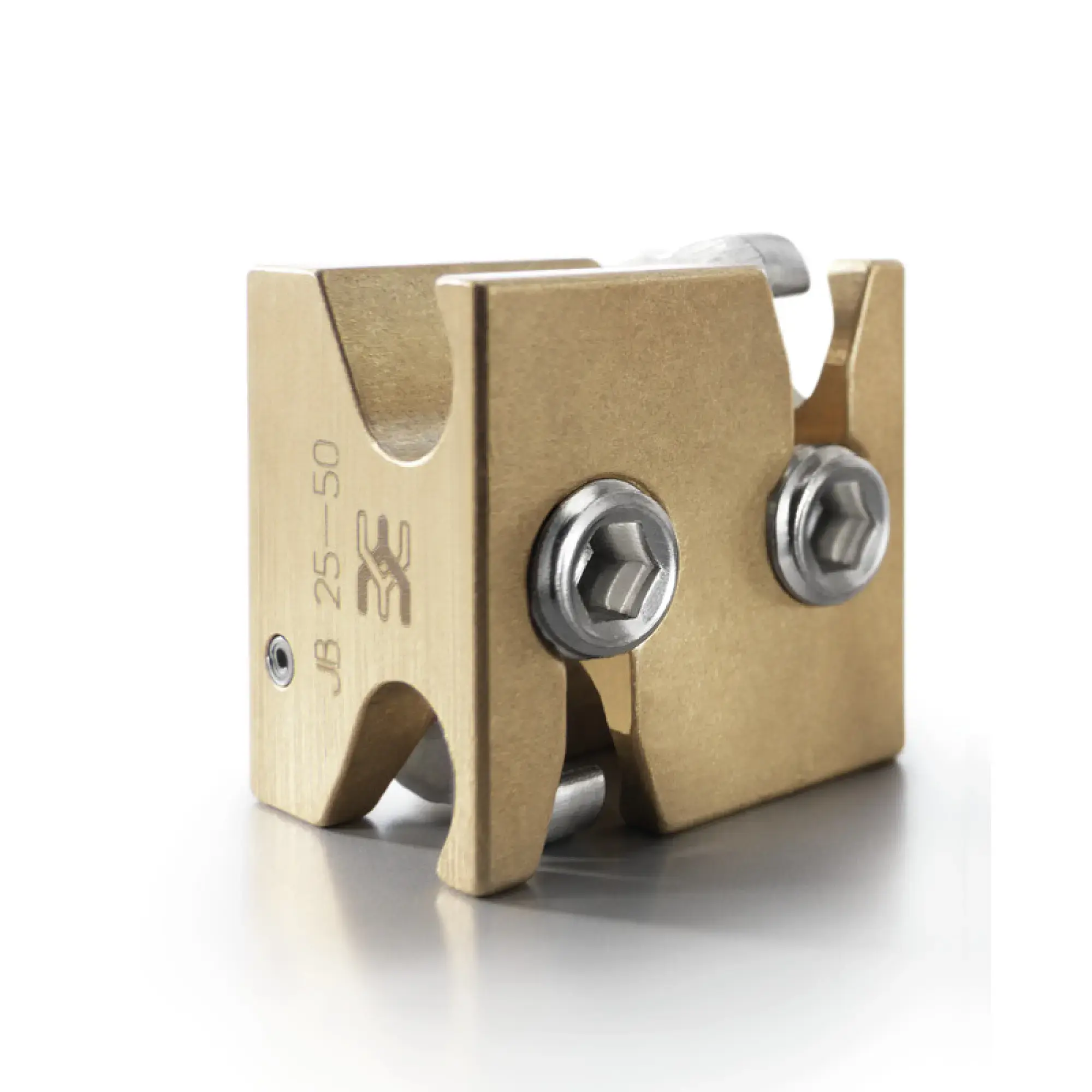 Weidmüller 1547500000 Potential distributor terminal, Screw connection, Brass coloured, 50 mm², 0 A, Number of connections: 2, Number of levels: 1, Mounting plate, None, Br (img_001) Weidmüller 1547500000 Potential distributor terminal, Screw connection, Brass coloured, 50 mm², 0 A, Number of connections: 2, Number of levels: 1, Mounting plate, None, Br (img_001)