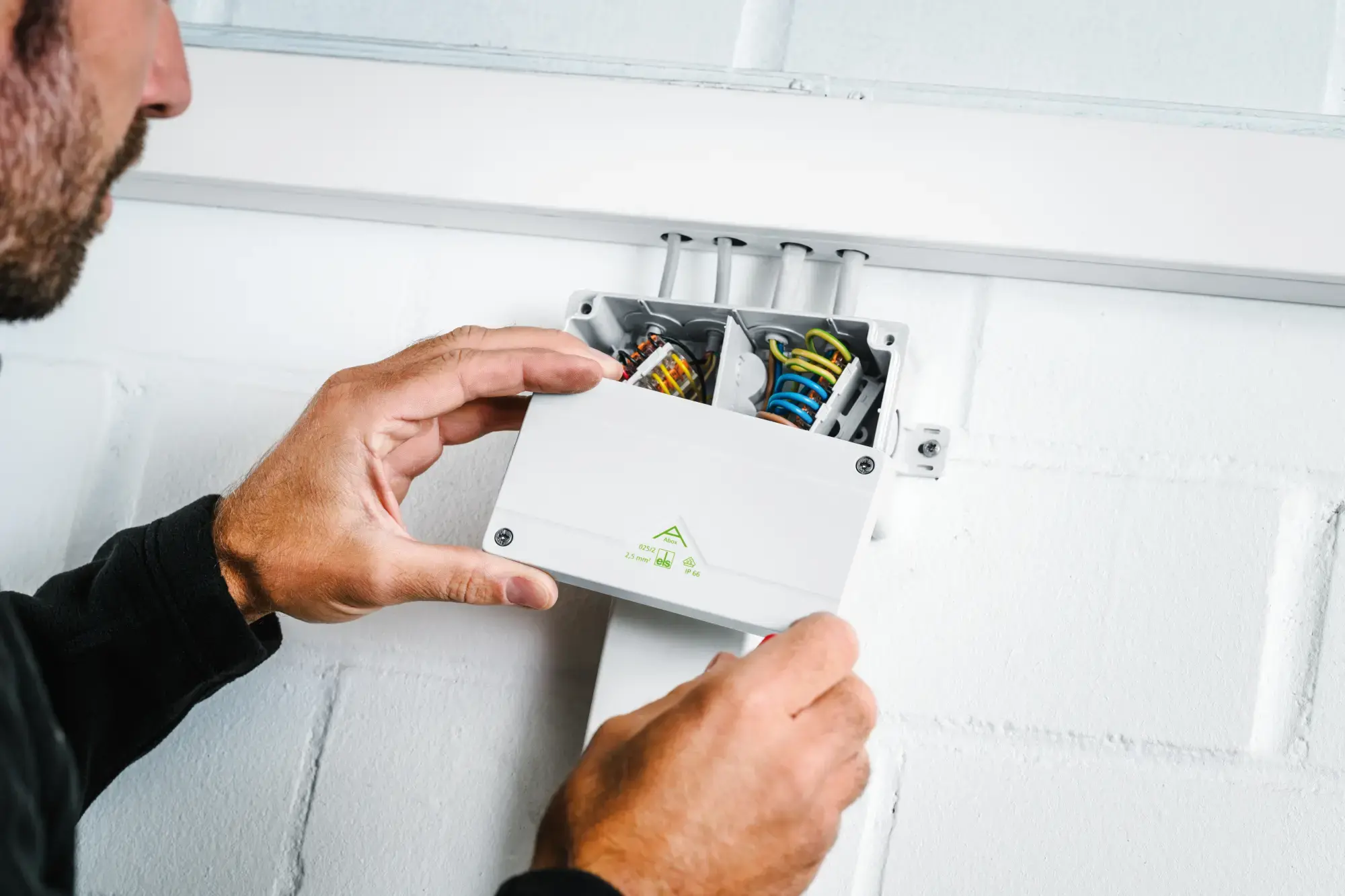 Spelsberg 80200201 Junction box, Type of protection IP66, max. 2,5², Impact strength IK07, Protection class II, Ui 1000V AC, Ui 1000V DC, DLG, VDE, Halogen free (img_006)