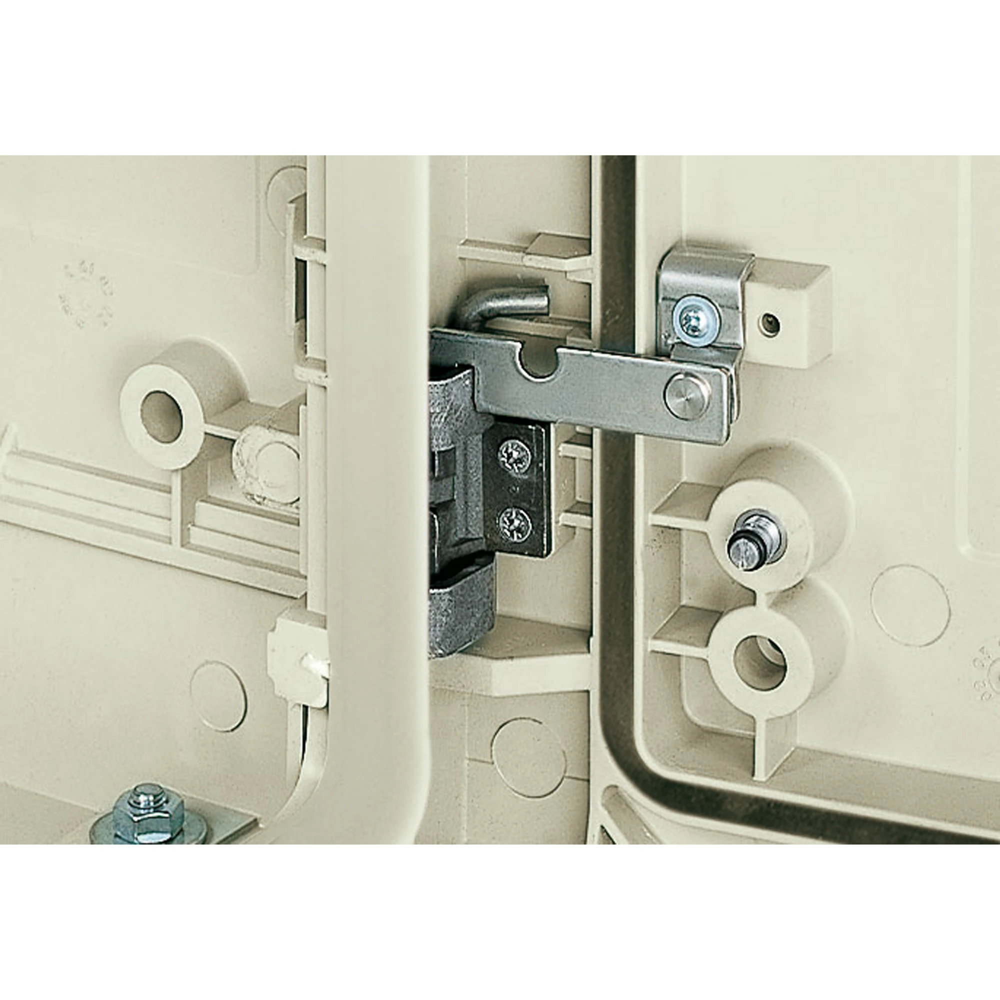 Schneider Electric NSYRETPLA Door holder for all versions of PLA, PLAZ, and PLAT openings 110º (img_001)