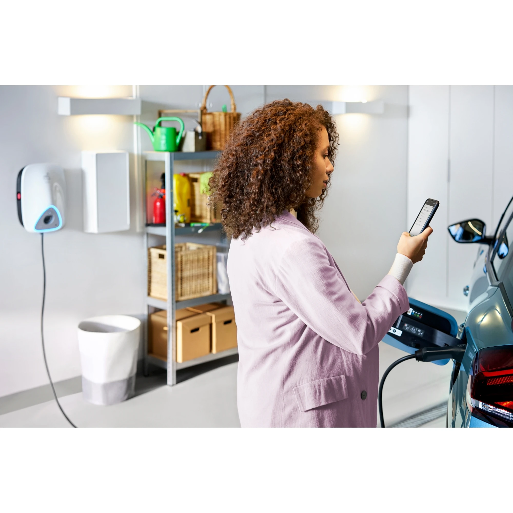 Schneider Electric EVH4A11NC Home Smart Charging Station, Works with Wiser, 11kW, Type 2 Cable, 6mA Detection, IP55, IK10 (img_007) Schneider Electric EVH4A11NC Home Smart Charging Station, Works with Wiser, 11kW, Type 2 Cable, 6mA Detection, IP55, IK10 (img_007)