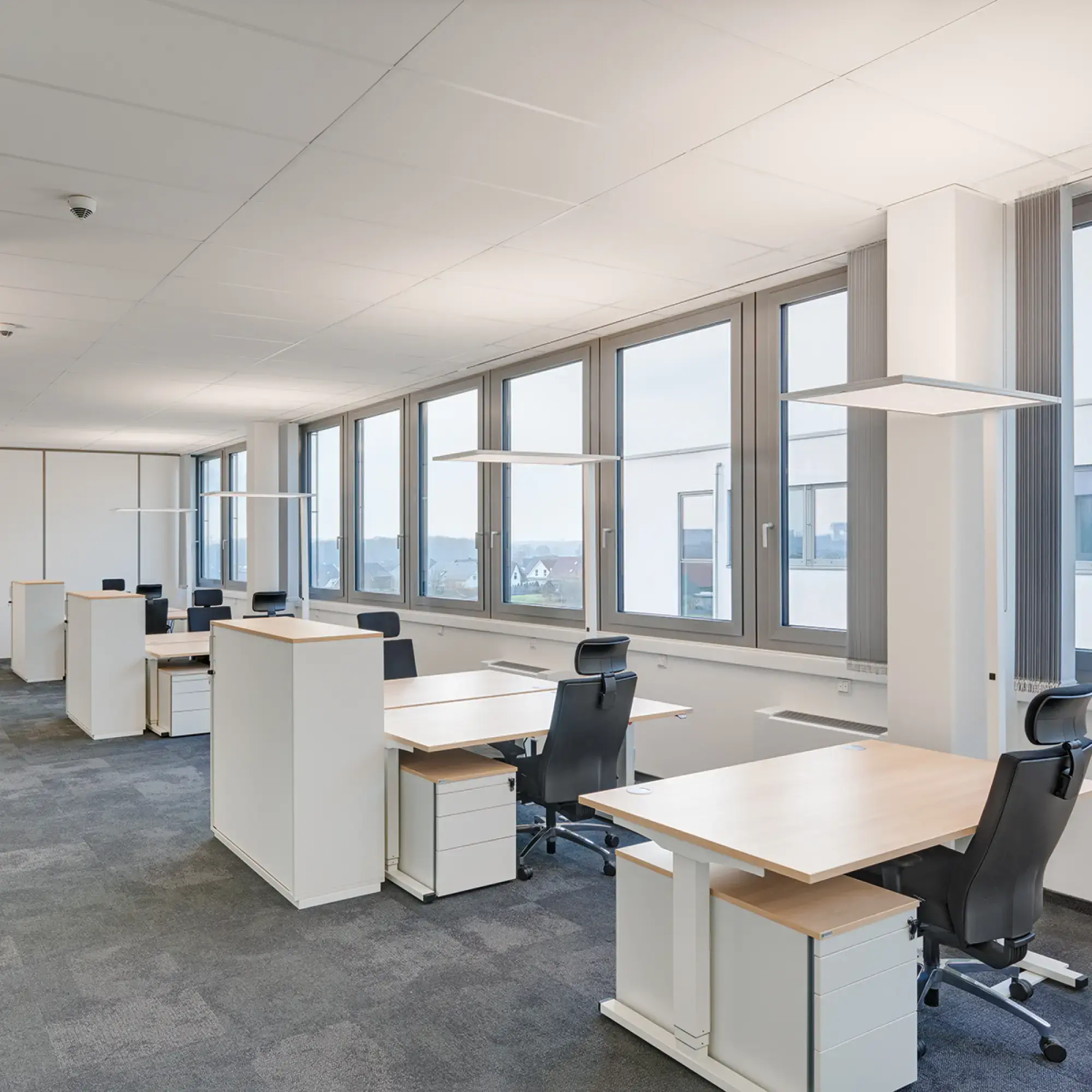 Performance iN Lighting 8720761779930 LED-Stehleuchte 2700-6200K 73W HCL Mikroprisma d+i 8720761779930 (img_003)