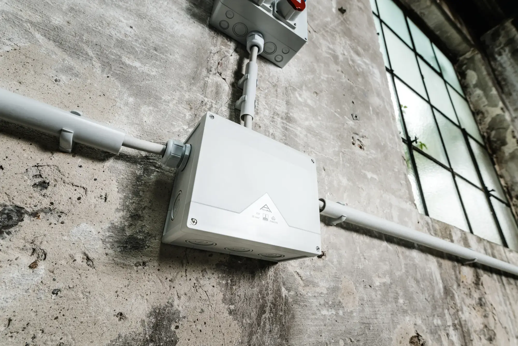 Spelsberg 42502001 Junction box, Type of protection IP66/IP67/IP69, max. 25², IK09, Protection class II, Ui 690V AC, Ui 690V DC, DLG, DNV, VDE, Halogen free (img_004)