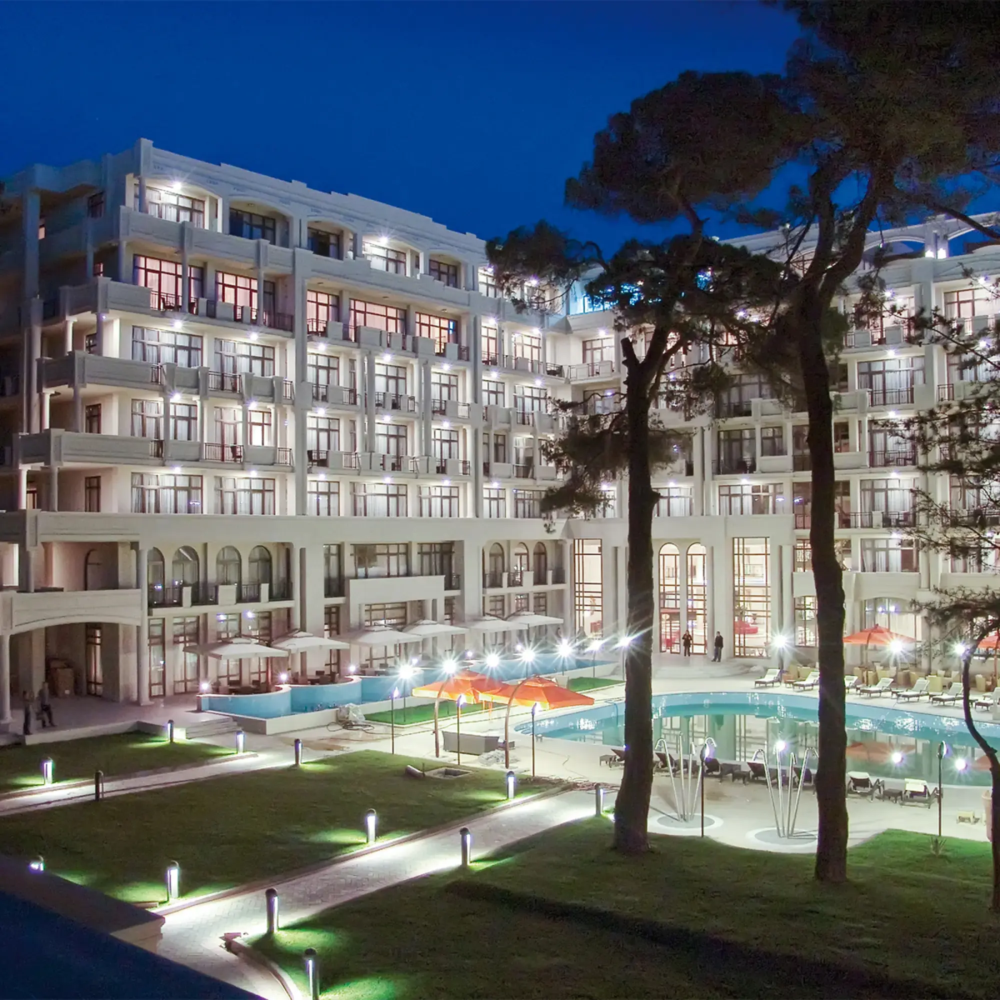 Performance iN Lighting 304271 LED-Wand- und Deckenleuchte 4000K 39W DALI symmetrische extrabreite Streuoptik 304271 (img_004) Performance iN Lighting 304271 LED-Wand- und Deckenleuchte 4000K 39W DALI symmetrische extrabreite Streuoptik 304271 (img_004)