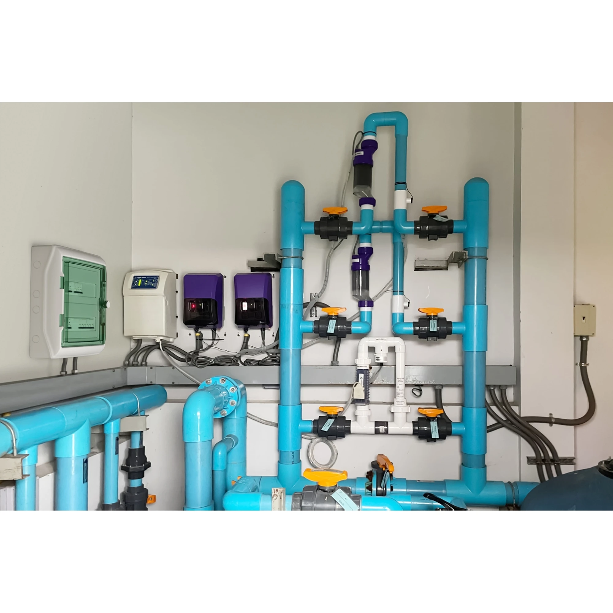 Schneider Electric 13437 Kaedra Small Distribution Board, 4x18 TE, IP65 (img_004) Schneider Electric 13437 Kaedra Small Distribution Board, 4x18 TE, IP65 (img_004)