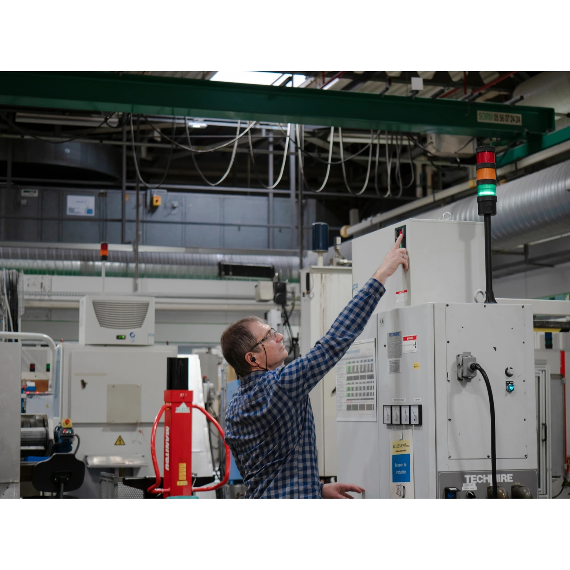 Schneider Electric XVBC5M5 Lighting element, flashing light, orange, 230V AC (img_002) Schneider Electric XVBC5M5 Lighting element, flashing light, orange, 230V AC (img_002)