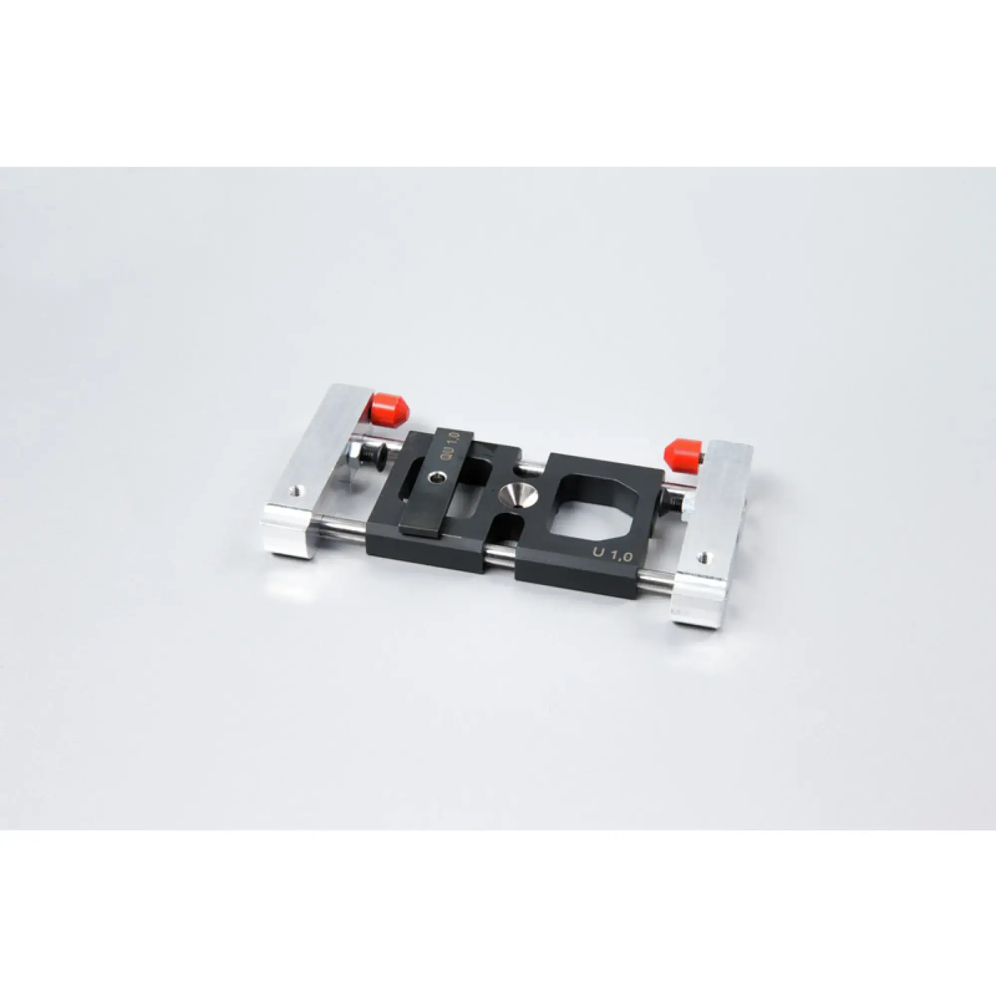 Weidmüller 1476870000 Automatic stripper and crimper (img_001) Weidmüller 1476870000 Automatic stripper and crimper (img_001)