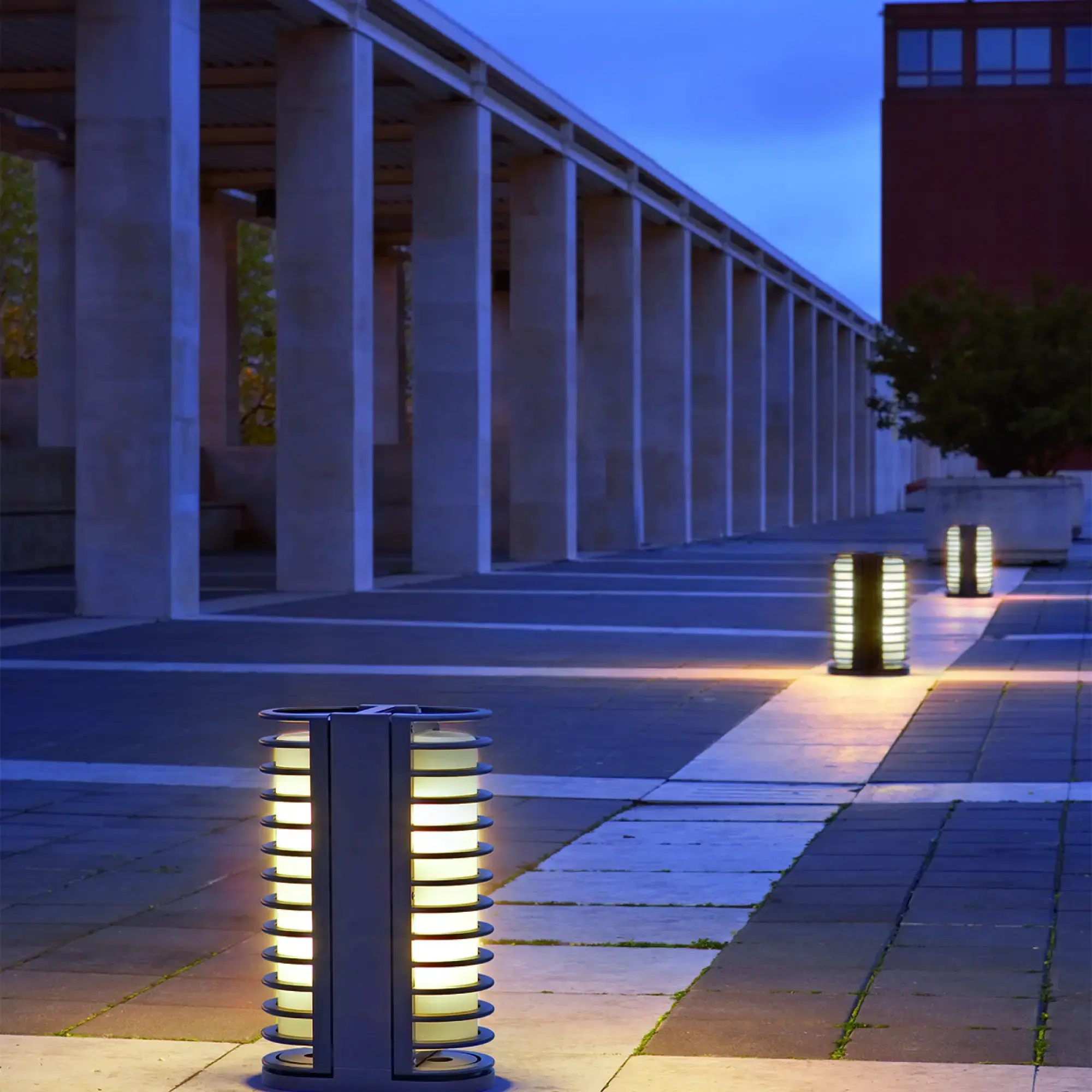 Performance iN Lighting 002077 Wandleuchte 2x40W A60 symmetrische extrabreite Streuoptik 002077 (img_004)