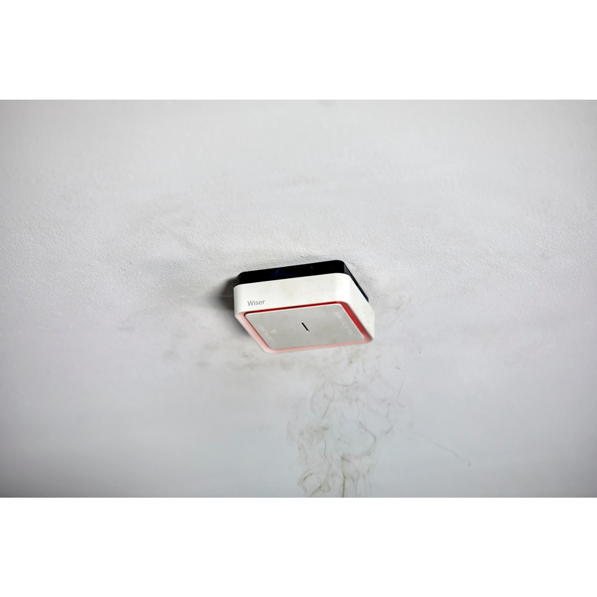 Schneider Electric CCT599002 Smoke Detector, Wiser, DC, 3V, IP20, white (img_002) Schneider Electric CCT599002 Smoke Detector, Wiser, DC, 3V, IP20, white (img_002)