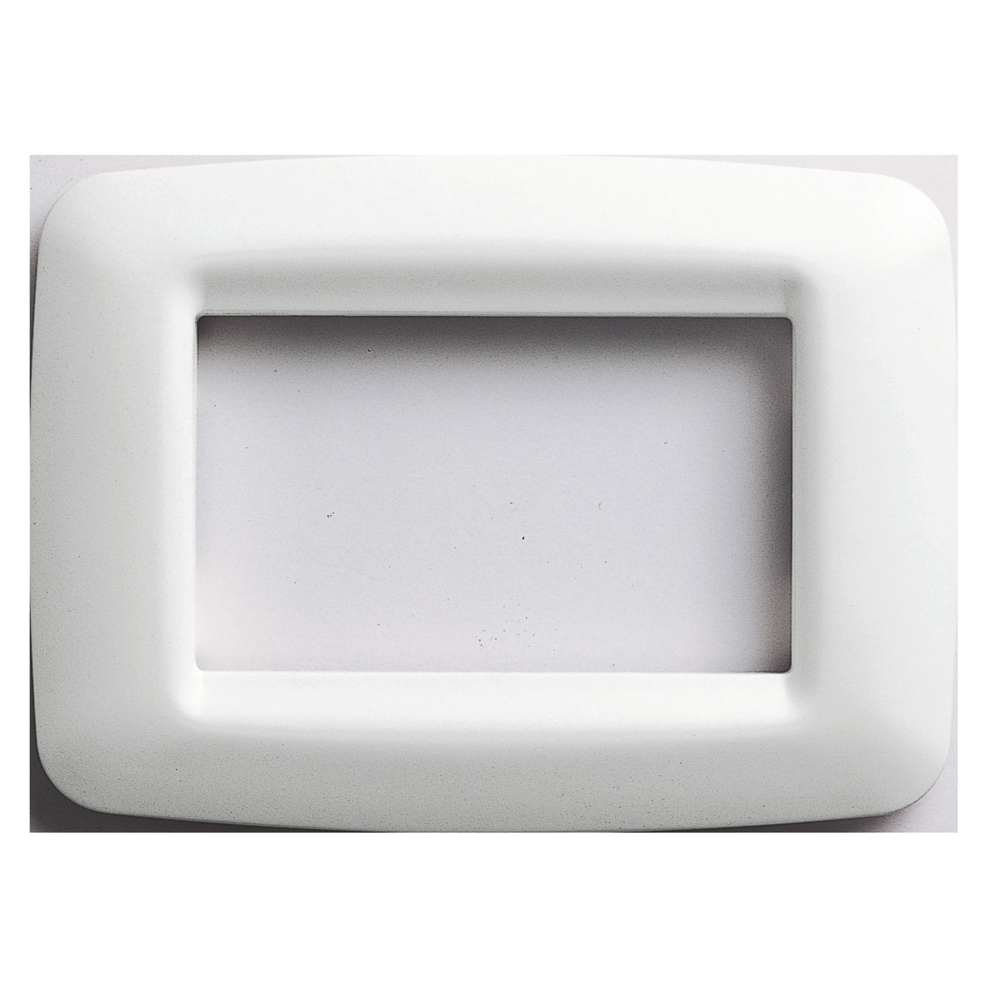 GEWISS GW32246 PLAYBUS YOUNG PLATE - IN TECHNOPOLYMER - SATIN FINISHING - 6 GANG - CLOUD WHITE - PLAYBUS (img_001)