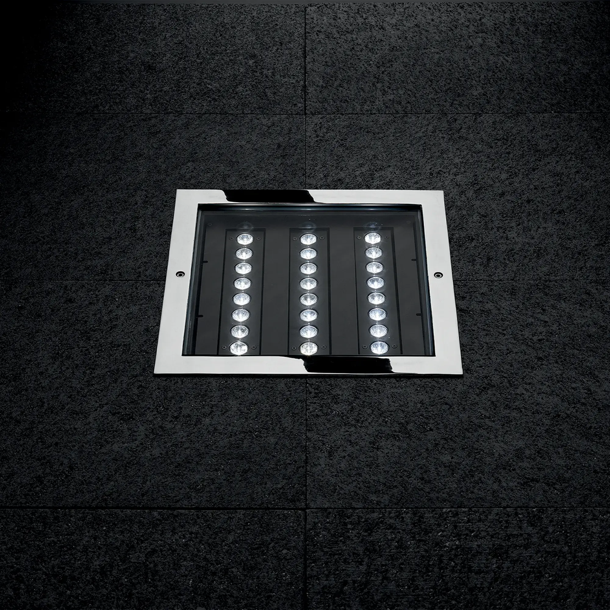 Performance iN Lighting 301509 LED-Bodeneinbauleuchte 3000K 26,4W statisch elypsenförmige Optik 301509 (img_002) Performance iN Lighting 301509 LED-Bodeneinbauleuchte 3000K 26,4W statisch elypsenförmige Optik 301509 (img_002)