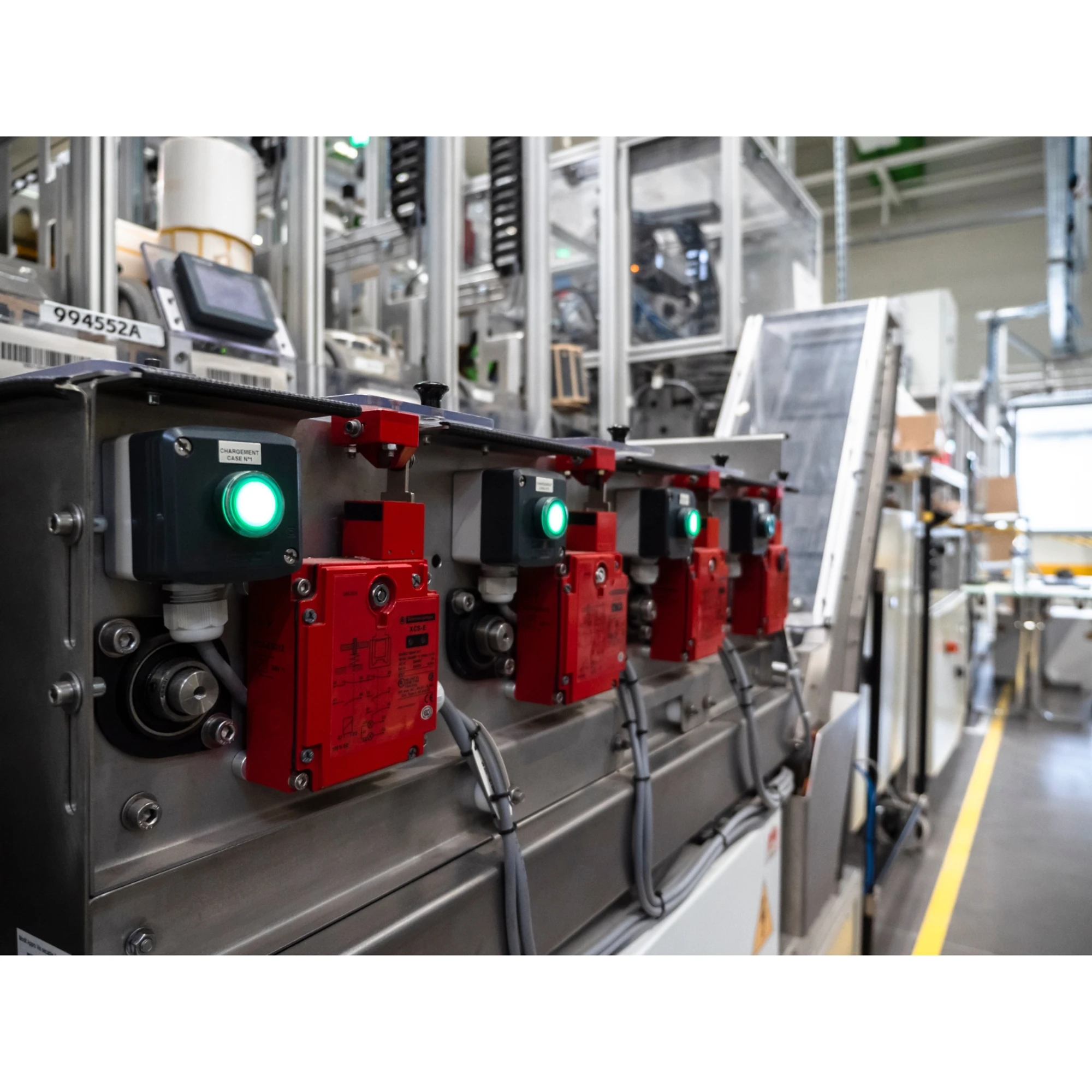 Schneider Electric ZB5AW333 Illuminated pushbutton, front element, Harmony XB5, plastic, 22mm, green, for universal LED (img_009) Schneider Electric ZB5AW333 Illuminated pushbutton, front element, Harmony XB5, plastic, 22mm, green, for universal LED (img_009)