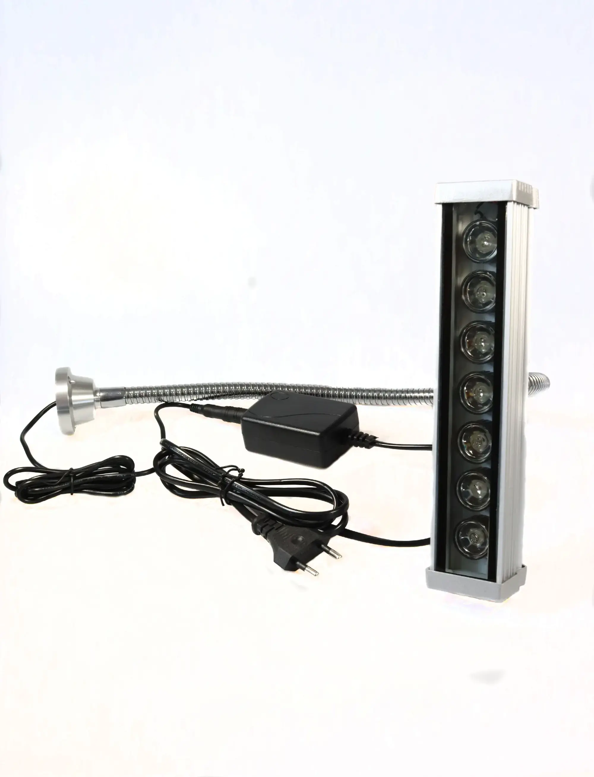 Elmet Light E05008-1 INDUSTRIAL MACHINE LIGHT FIX SMALL 7W / 230V / 6000K / IP67 / long (img_004)