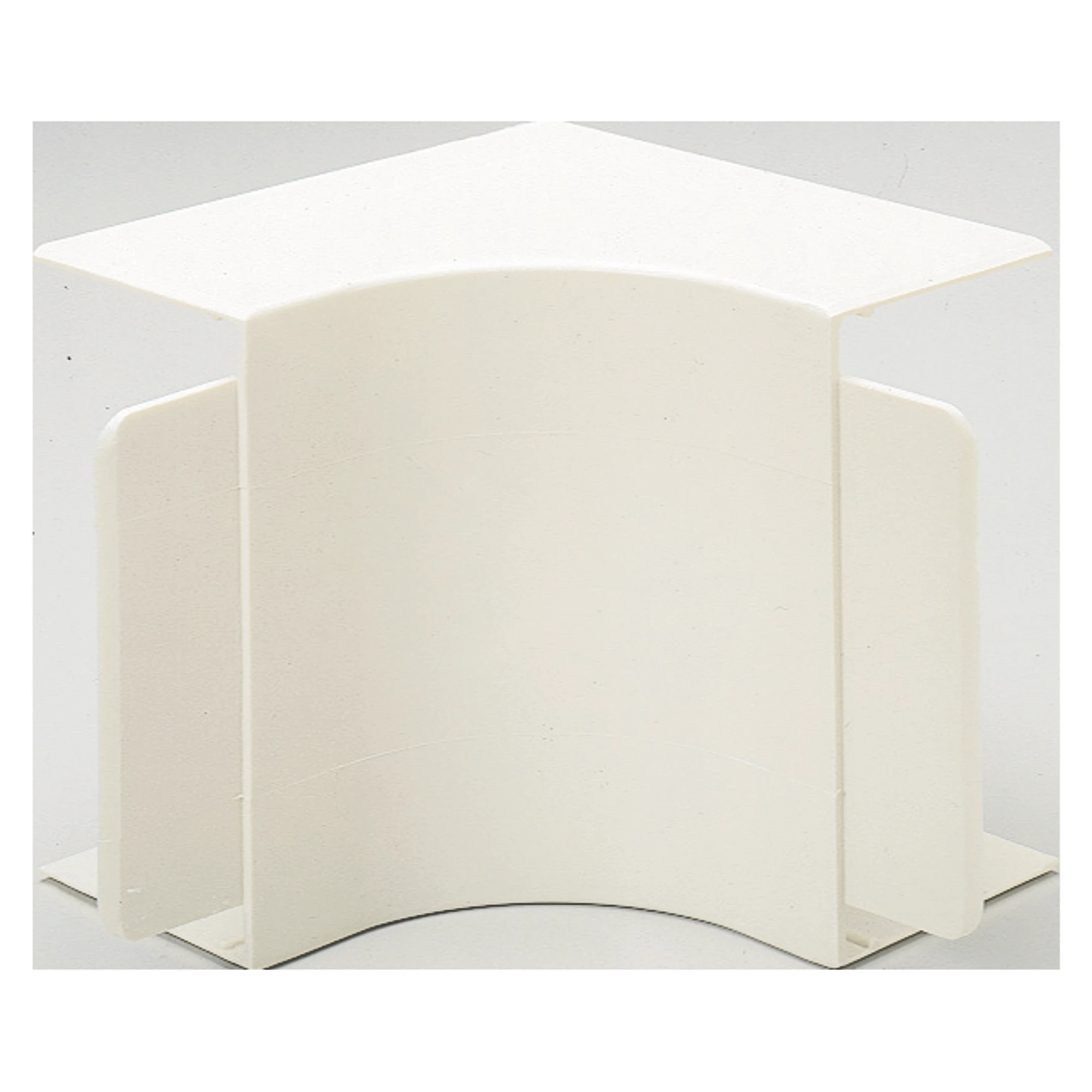 GEWISS NP44177 NF - PVC SILL-TYPE TRUNKING - INTERNAL CORNER - 40x40 - WHITE RAL9010 (img_001)