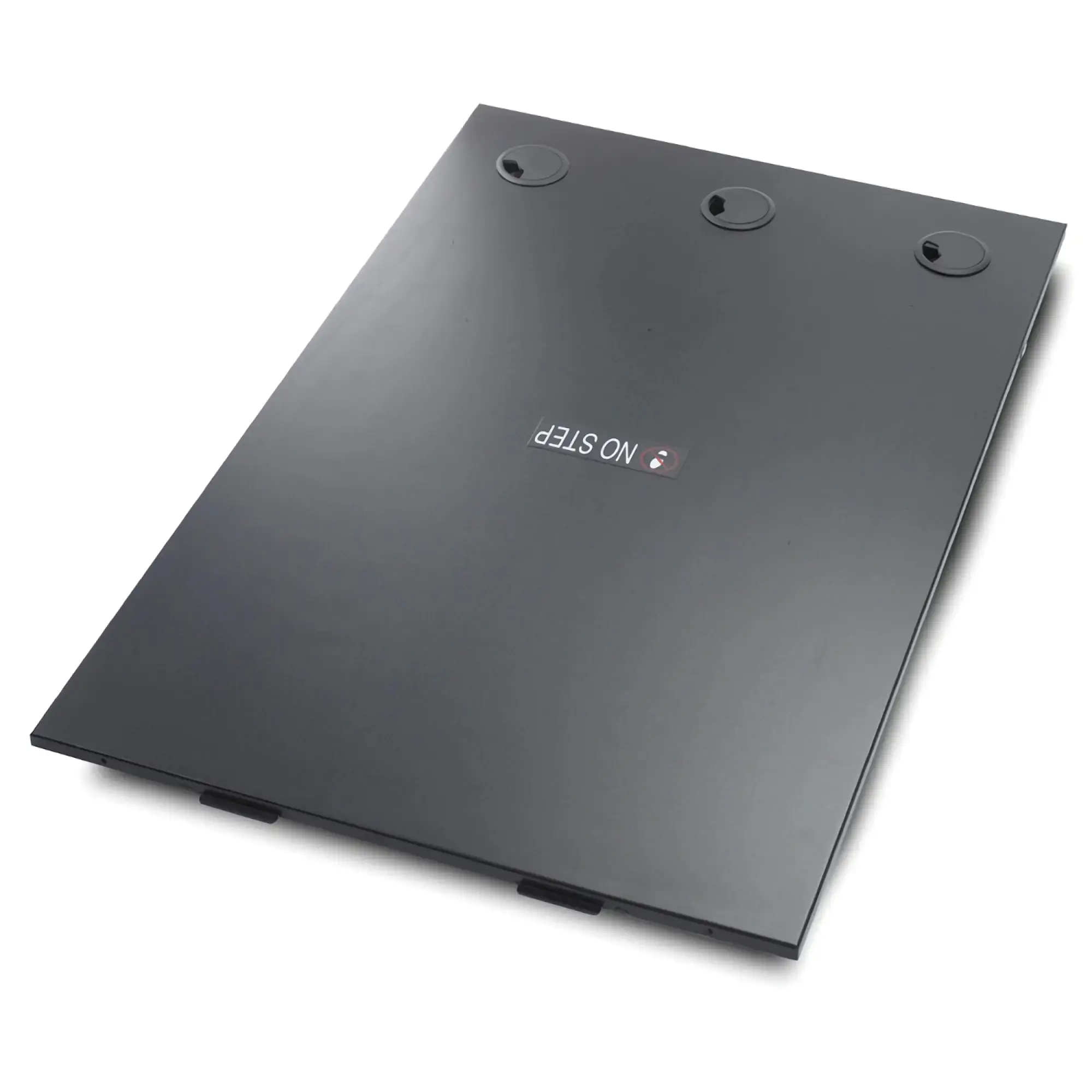 APC AR3104 APC NetShelter SX, 24 HE Server Rack-Gehäuse, 600 mm x 1070 mm, mit schwarzen Seitenteilen (img_006) APC AR3104 APC NetShelter SX, 24 HE Server Rack-Gehäuse, 600 mm x 1070 mm, mit schwarzen Seitenteilen (img_006)