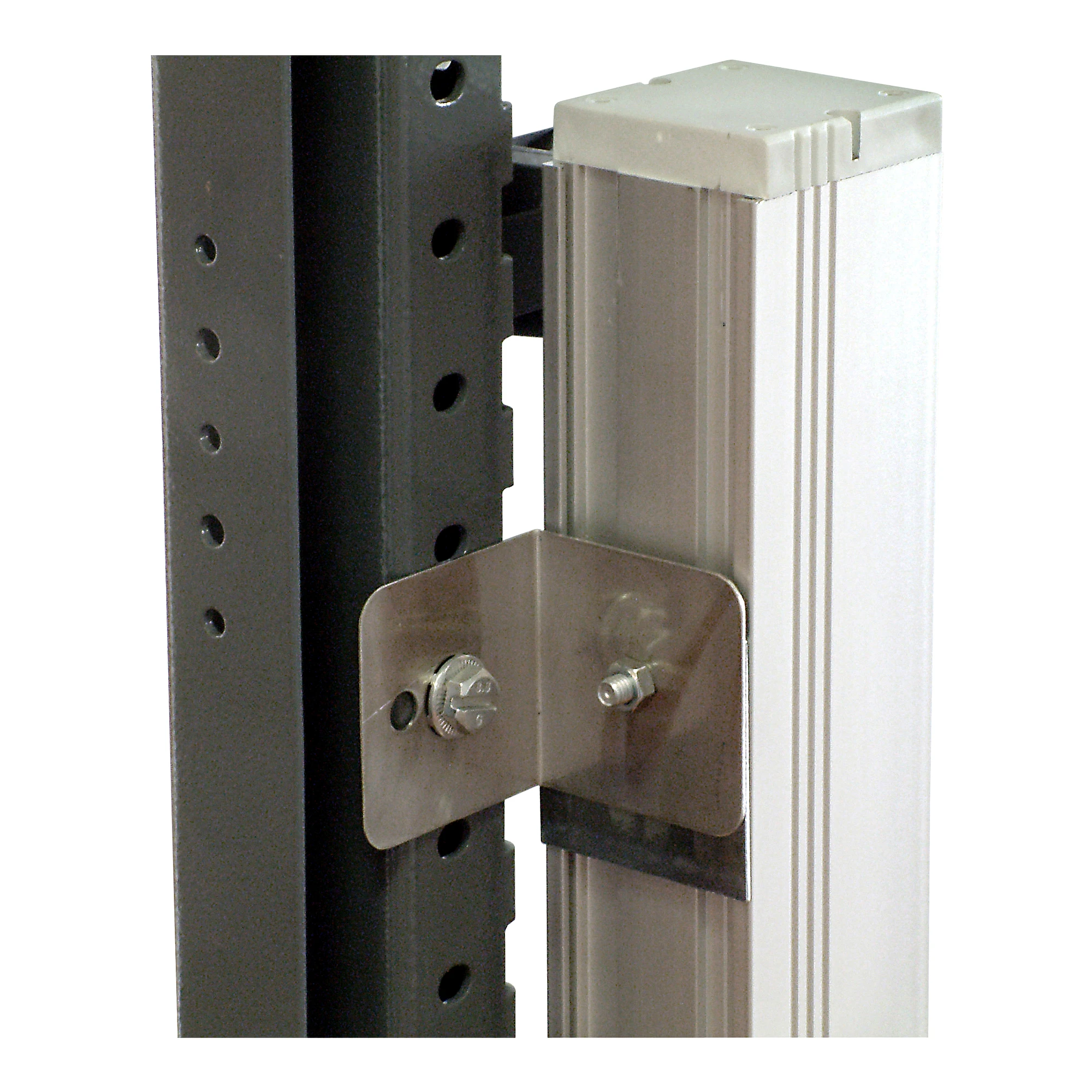 Schneider Electric NSYAPUB Actassi, 2 mounting supports for mounting the distribution rail on the outside (img_001) Schneider Electric NSYAPUB Actassi, 2 mounting supports for mounting the distribution rail on the outside (img_001)