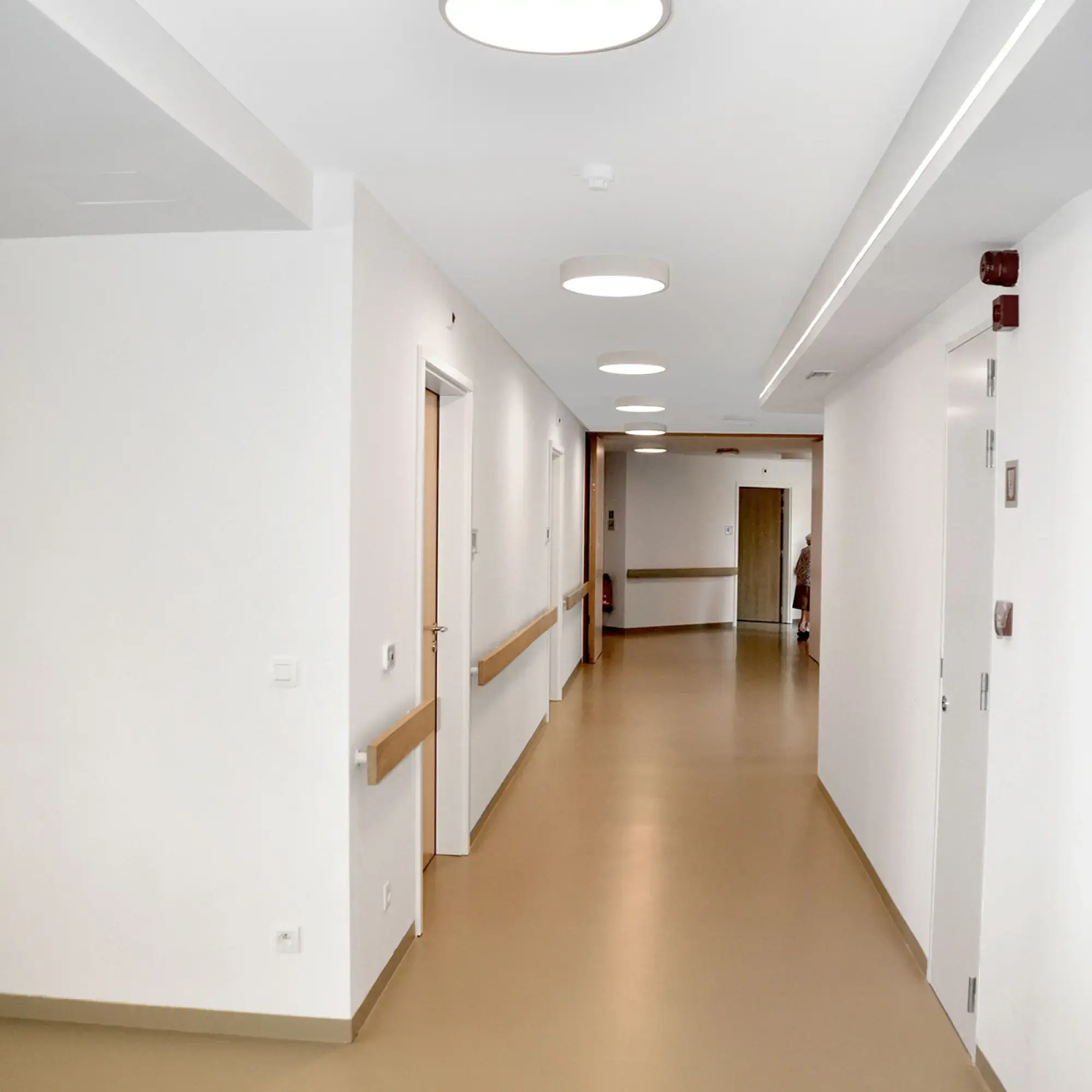 Performance iN Lighting 303632 LED-Wand- und Deckenleuchte 4000K 18W statisch sym. extrabreite Streuoptik 303632 (img_004) Performance iN Lighting 303632 LED-Wand- und Deckenleuchte 4000K 18W statisch sym. extrabreite Streuoptik 303632 (img_004)