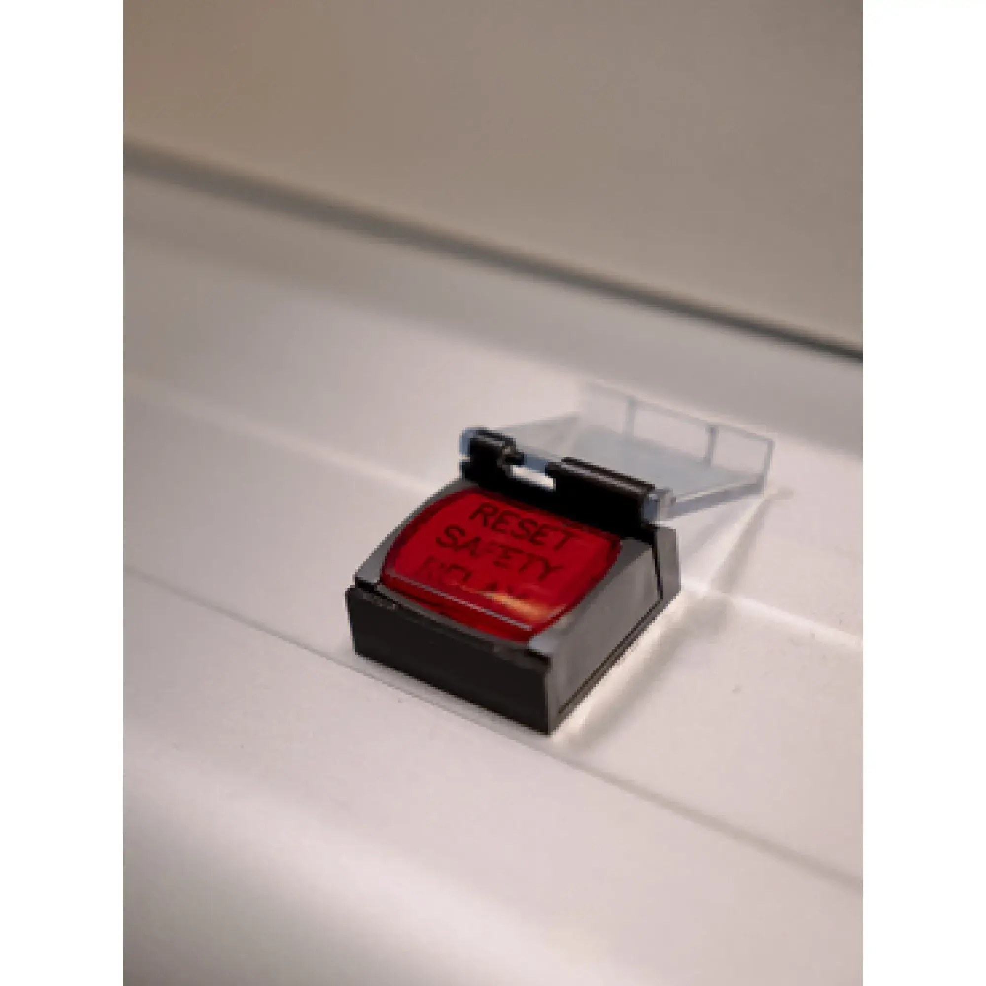 Schneider Electric ZB6EB1B Lamp socket, ZB6, white Integral LED, 12-24 V (img_005)